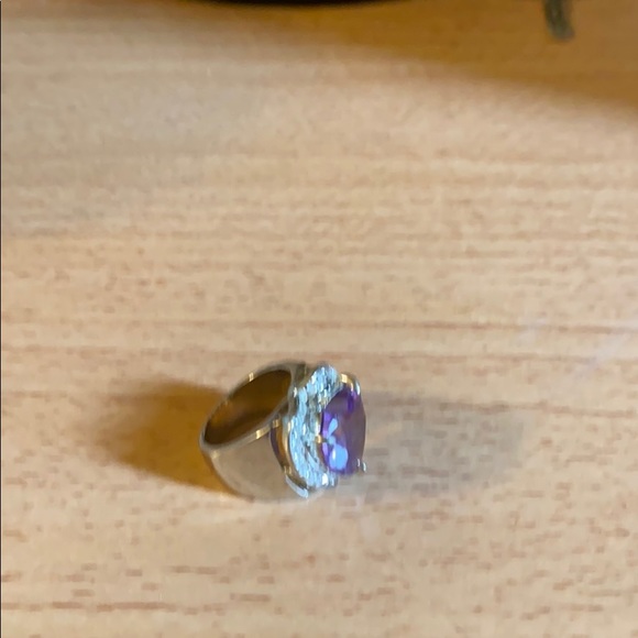 Ring - Picture 2 of 2